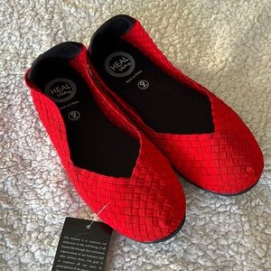 Heal USA Red woven flats 9 laced back pure comfort elastic stretch NEW